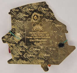 99773 - Christmas 2004 - Goofy Hanging Christmas Lights - Disney Auctions alternate image