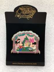 99787 - Christmas 2004 - Mickey & Minnie Mouse (Jumbo Pin) - Disney Auctions