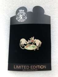 79769 - Thanksgiving - Si & Am eating Thanksgiving meal - Disney Store US alternate image