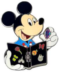 99995 - Trade with Character… Collection - Mickey Mouse with Pin Book - Walt Disney World