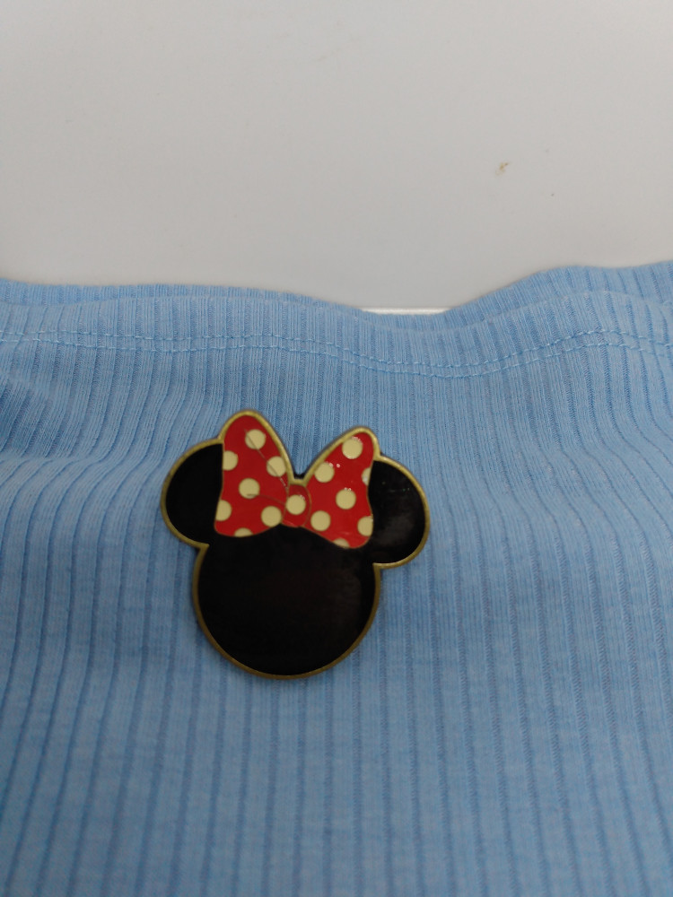 33356 - Minnie Mouse head - Disney Licensed Disney Pin