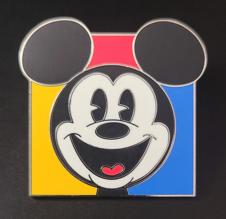 46392 - Mickey Mouse - Mickey and Friends Colorblock Starter Lanyard