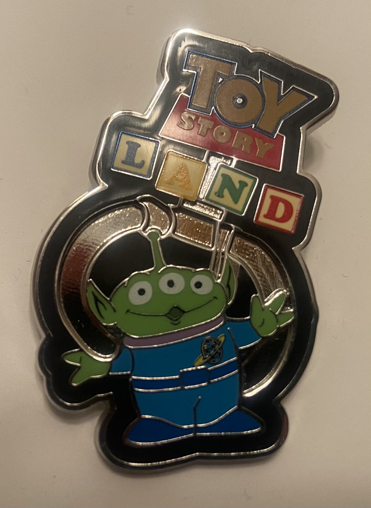 59528 Green Alien and the Claw Toy Story Land Walt Disney World