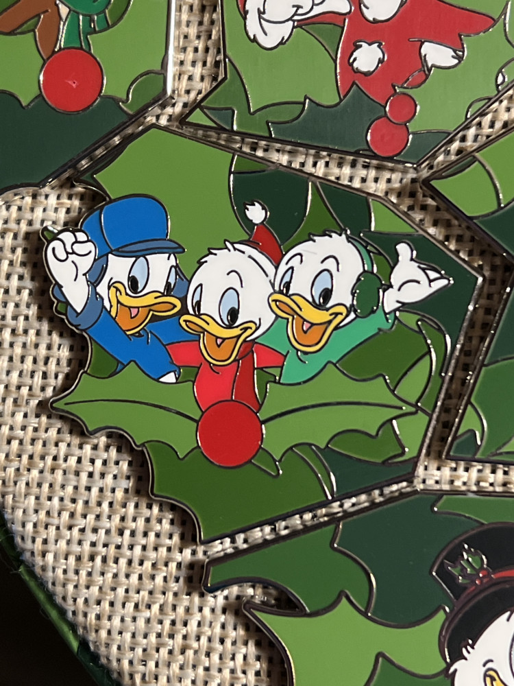 63190 Huey, Duey, and Louie 24Day Holiday Countdown Calendar