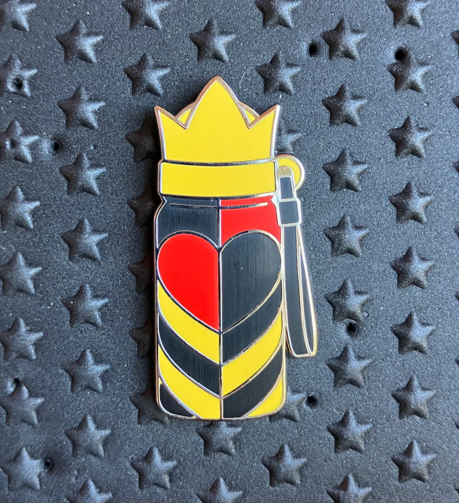 65489 Queen Of Hearts Magical Mystery Pins Series 23 Character 65489 Queen Of Hearts Magical Mystery Pins Series 23 Character