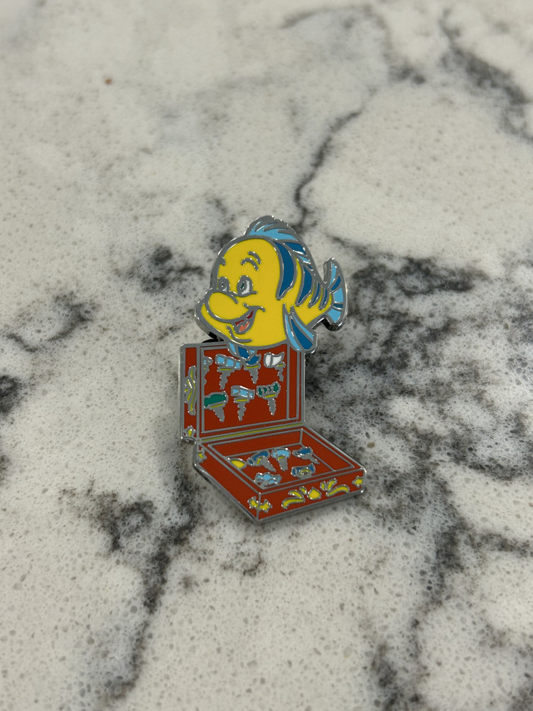 66228 Flounder Boxlunch Disney Loungefly Disney Pin