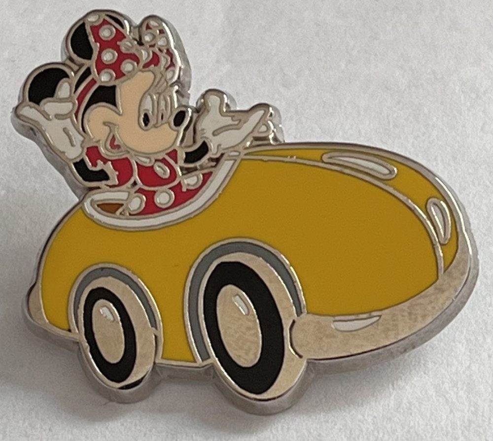 76057 - Minnie Mouse Car - Walt Disney Travel Company - Walt Disney ...