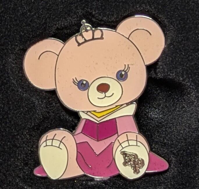 ディズニー UniBEARcity ANNIVERSARY 10周年ピンバッジ ディズニー UniBEARcity ANNIVERSARY 10周年ピンバッジ