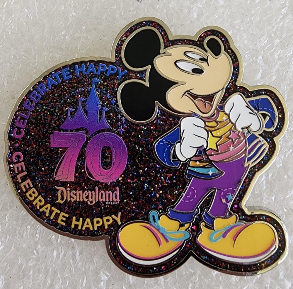 ミッキーマウス 70HappyYear ピンズ　70周年 限定密封額装45cm ミッキーマウス 70HappyYear ピンズ 70周年 限定密封額装45cm