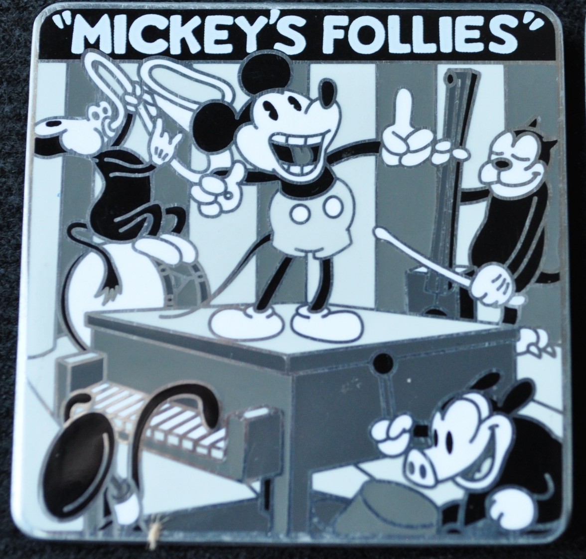 1589 - MIckey's Follies - The Disney Shorts Reveal/Conceal Collection ...