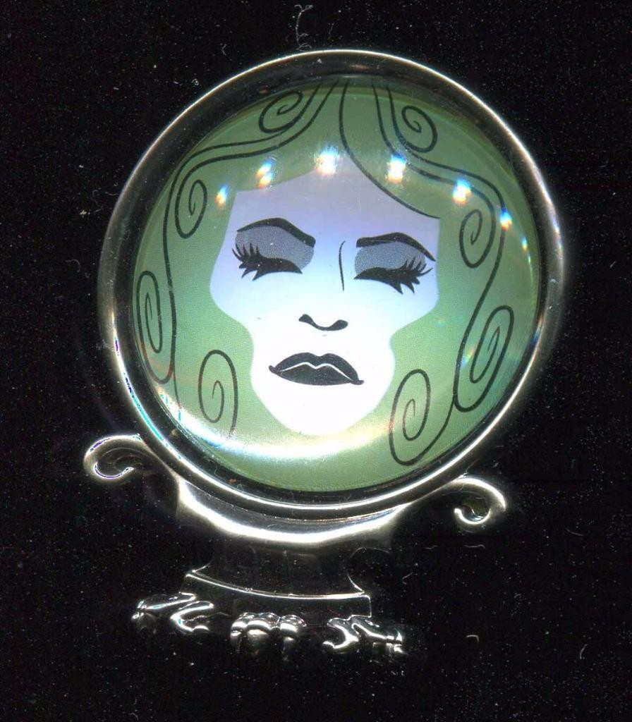 10391 - The Haunted Mansion - Madame Leota Crystal Ball and Stand
