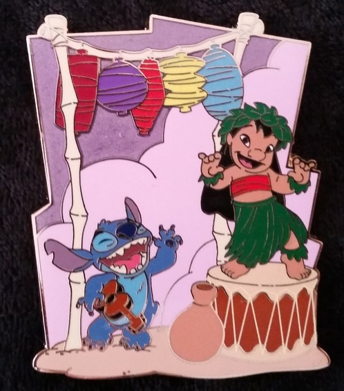20401 - Stitch and Lilo Hula Dancing - Lilo & Stitch - Walt Disney ...
